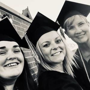 Meet your Posher, Dana